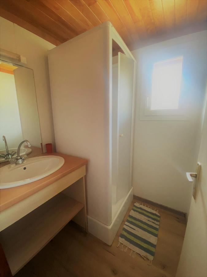 Camping Familial Les Chalets D'Uza Ngoại thất bức ảnh
